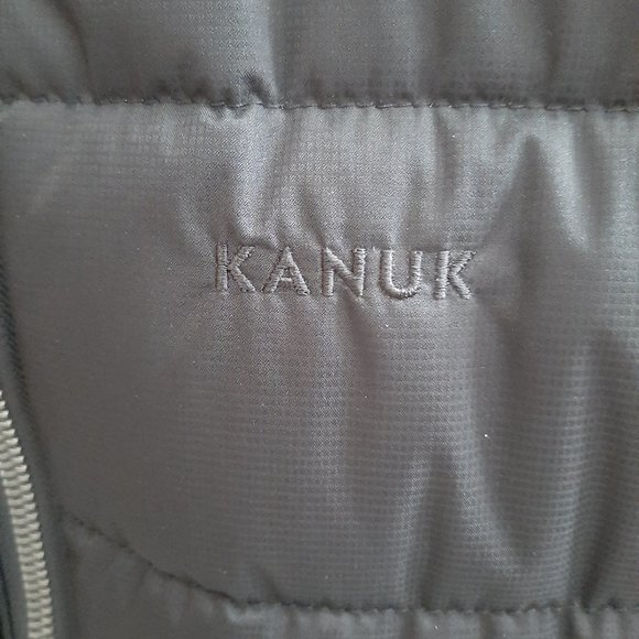 Vest - Picture 5 of 13